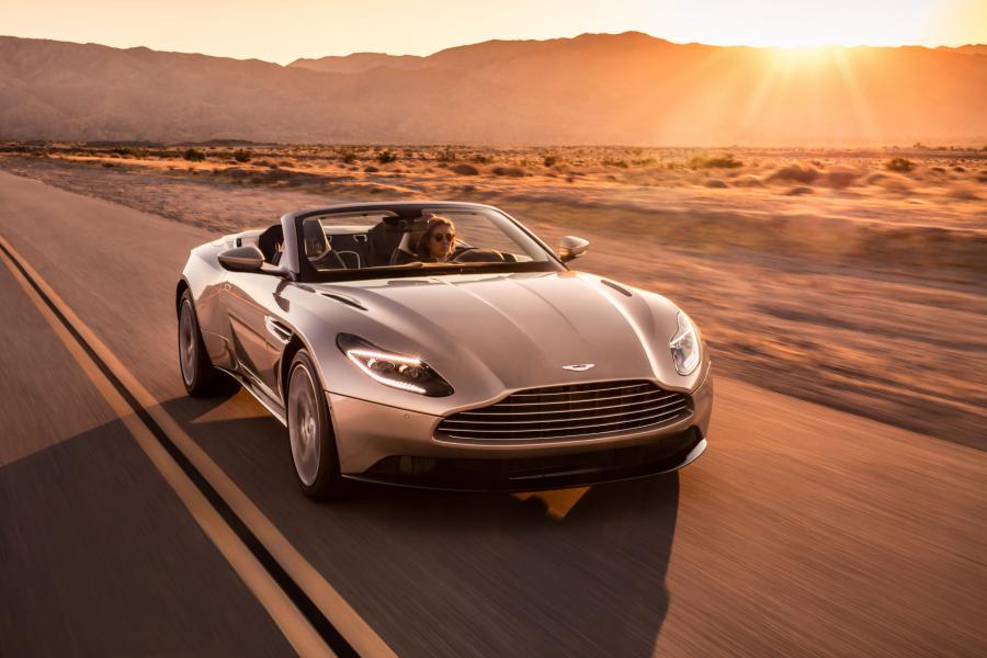  Aston Martin DB11 V8 Volante 2018 года  (WW) (фото 12 из 54)